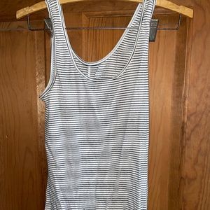 Fitted striped tank top